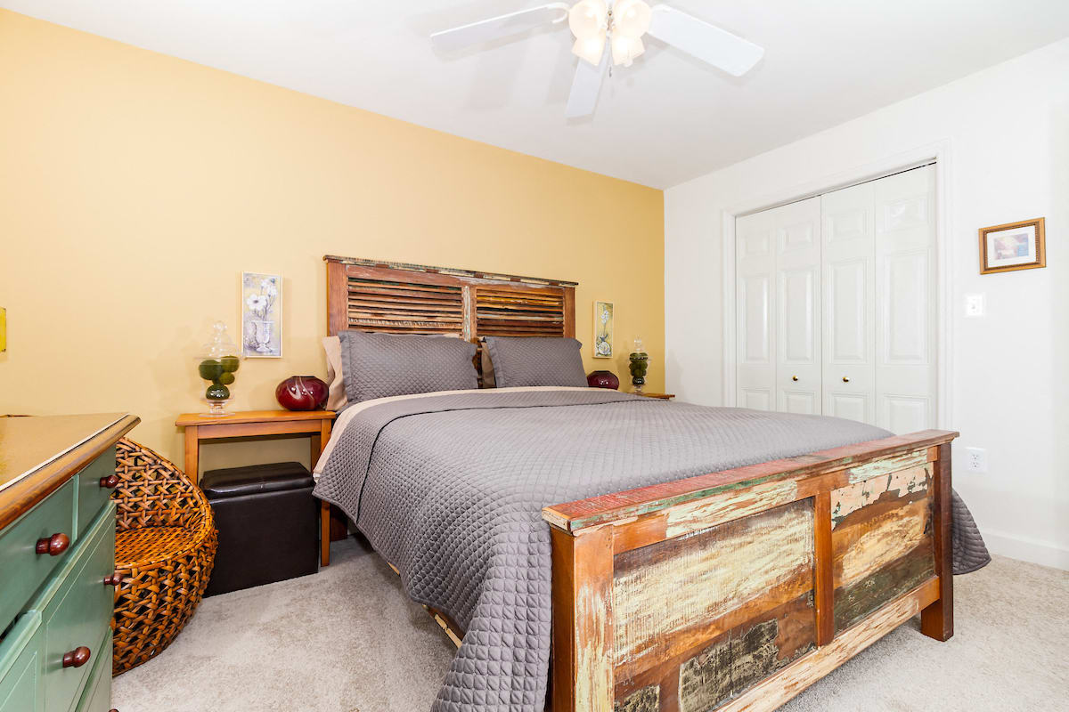 Photos and Video of Kingsley Commons Townhouses in Falls Church, VA